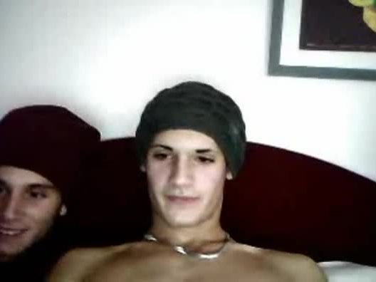 2 ITALIANS GET HORNY AND SHOW BIG DICKS
