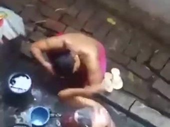 Desi muslim aunties bathing captured by their nephew